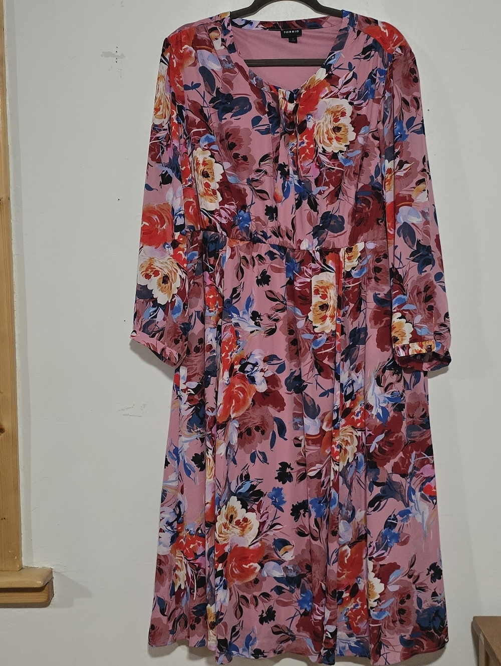 Torrid Floral Multicolor Summer Light LongSleeve Sheer Midi Tie Neck Dress Sz 1